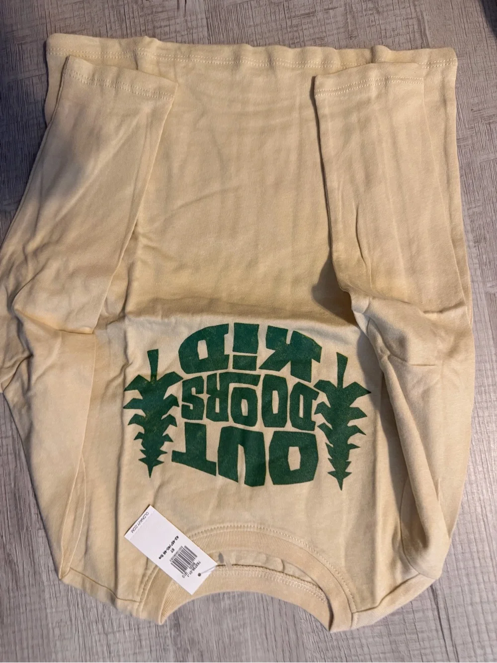 Boys Old Navy lot 5T and 4T NWT